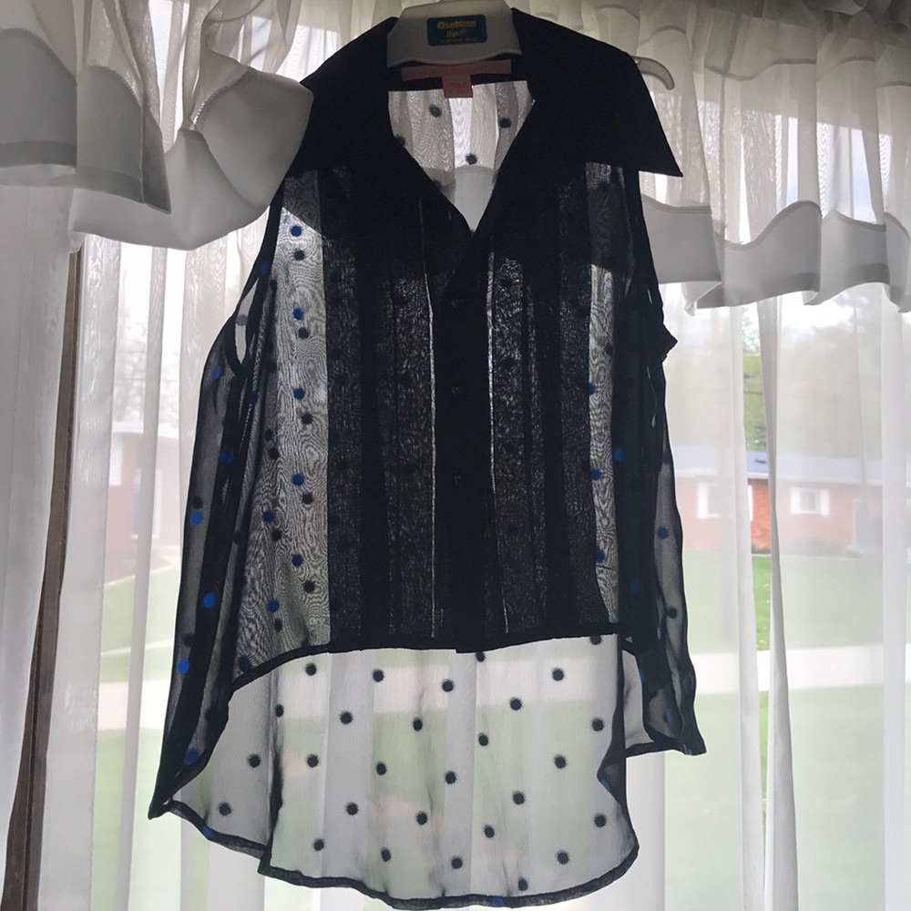 Size small tank long in back